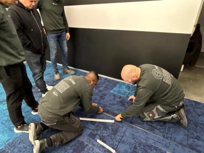 INSTALACIÓN DE MOQUETA MODULAR