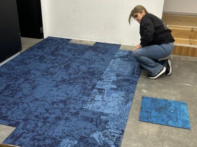 INSTALACIÓN DE MOQUETA MODULAR