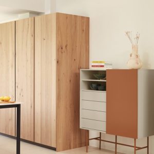 mueble auxiliar alto