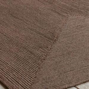 alfombra color marron de interior y exterior
